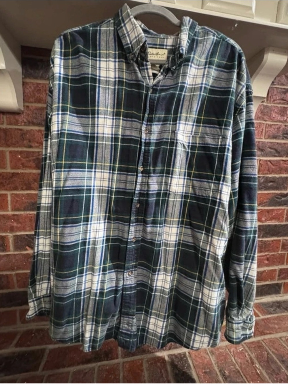 Eddie Bauer Navy, Green and White Plaid Button-Down Shirt Sz XL